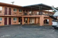Bostonian Inn Hotels near County Line Holiness Church