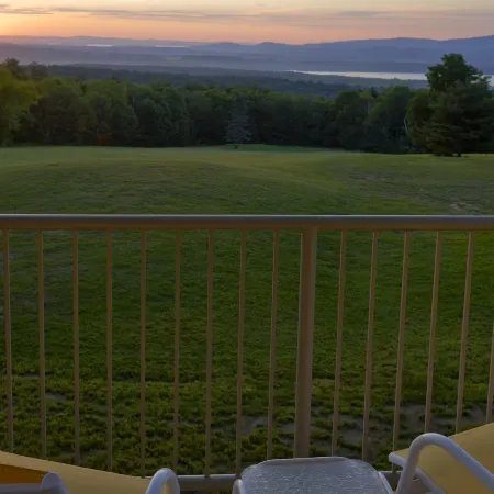 Steele Hill Resorts