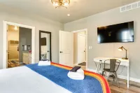 Spacious, Rustic Spearfish Home Walk to Downtown! Các khách sạn ở Spearfish