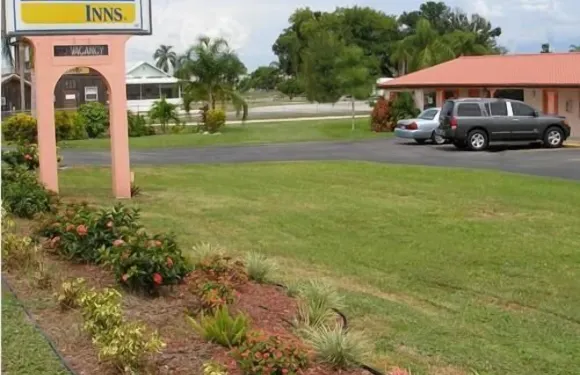 蘇格蘭汽車旅館 - 奧基喬比