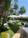 HOTEL COMBARRO - ที่มีที่จอดรถ