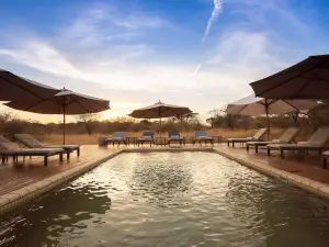 Tau Game Lodge