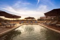 Tau Game Lodge - Pools