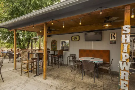 Sweetgrass Inn Bed & Breakfast