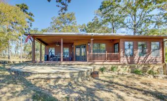 The Bird Cabin Peaceful Refuge in East Texas