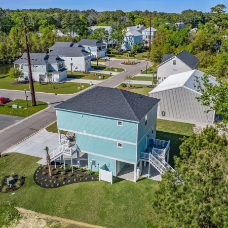 Stunning Newly Built Property in Litchfield Landing. 4 Bedroom Home by Peace Vacations