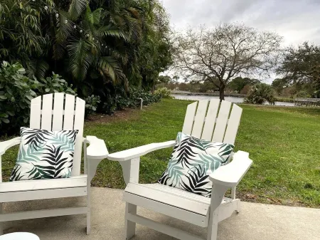 5040 House · Pristine and Peaceful Home - Beautiful View