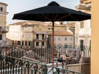 New York Luxury Suites Hotels near Public Library