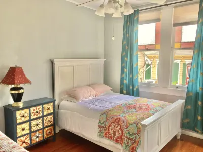 Madame Isabelle's House Hotels in 