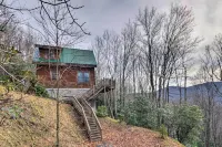 Beech Mountain Cabin w/ 180° Views: Near Hiking! - 3-Star
