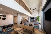 Best Western Inn  Suites Lemoore