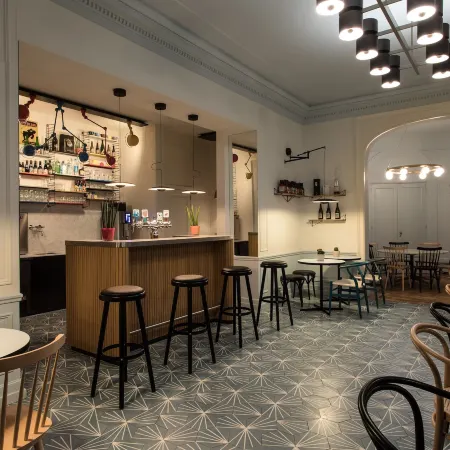 Vintage Hotel Brussels Отели рядом с достопримечательностью «Городские ворота Халлепорт»