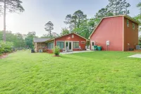 Charming Bluffton Vacation Home w/ Yard!