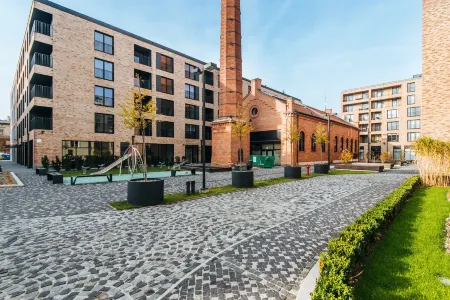 City Lights Apartments Отели рядом с достопримечательностью «Фабрика эмали Оскара Шиндлера»