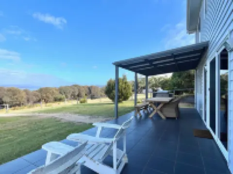 Manfield Seaside Bruny Island Hotels in Alonnah