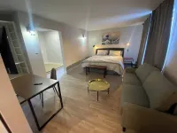 Newly Renovated 1br1ba With Asian Style Tea Room