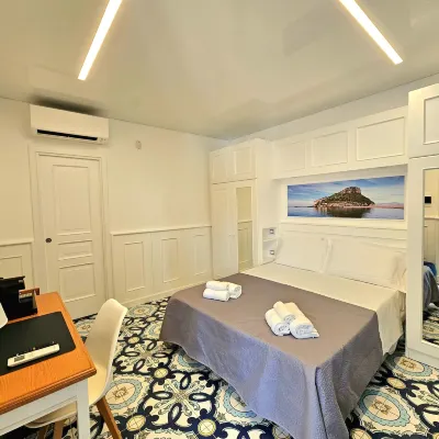 Tea Luxury Hoteles cerca de Playa Nera