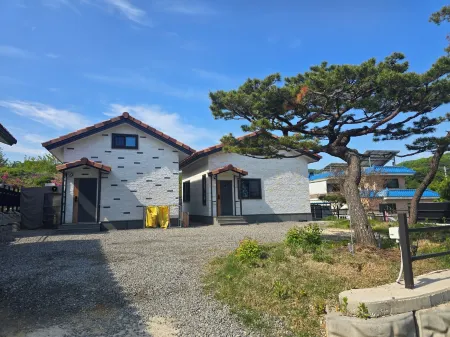 Anseong Yongseol Baram Stay Pension