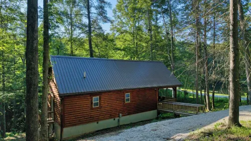 Hot Tub -Pet Friendly -Arcade & Corn Hole-Dock Access w/ a Canoe & Paddle Board