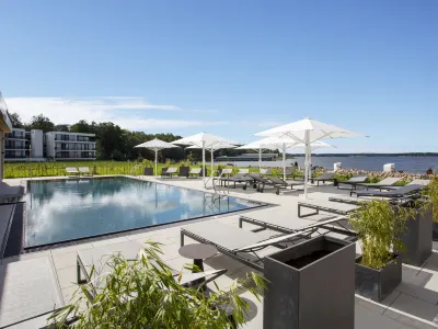 Maremüritz-Kompass Hotels in der Nähe von Kleine Aussichtsplattform Priesterbäker See