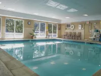 Hampton Inn & Suites Greenfield Hotels in Shelburne