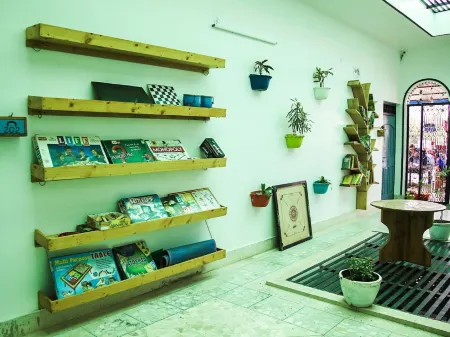 Moustache Varanasi Отели в г. Варанаси