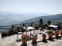 Everest Manla Resort - Mountain view