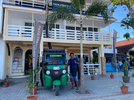 Papa Freds Beach Resort