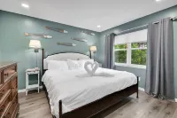 #3 Charming 2 Bdrm -1 Bath - Boat Parking Incl. - Convenient Location