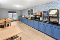 AmericInn โดย Wyndham Reedsburg - พร้อมอาหารเช้า