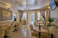Heritage Hotel Life Palace Hotels in Bilice