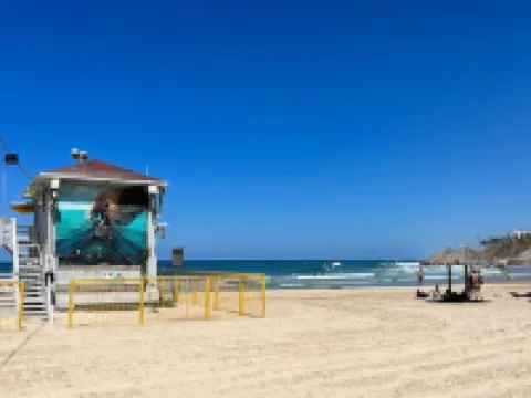 Sea Breeze Netanya Retreat by Sea N' Rent Hotels in HaSharon