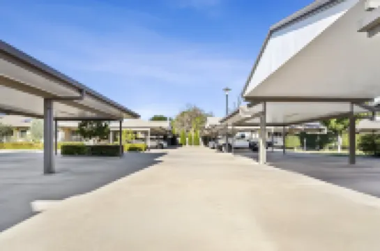 Emerald Inn by Travellers