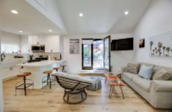 17 Mi to Disneyland & Dtwn: 'Whittier Hills' Gem!