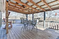 Pet-Friendly Flemington Home w/ Lake Access!