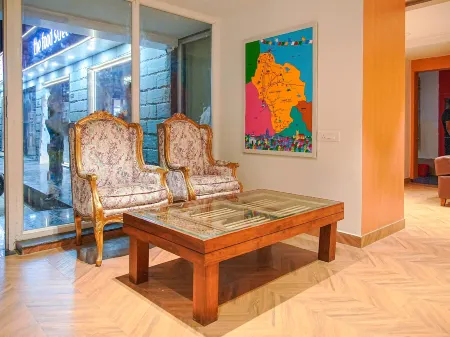 Click Hotel Bhuntar,Kullu Manali -Bhuntar Airport Отели в г. Shamshi