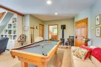 Hilltop Home w/ Panoramic Forest & Mountain Views! - 4 étoiles