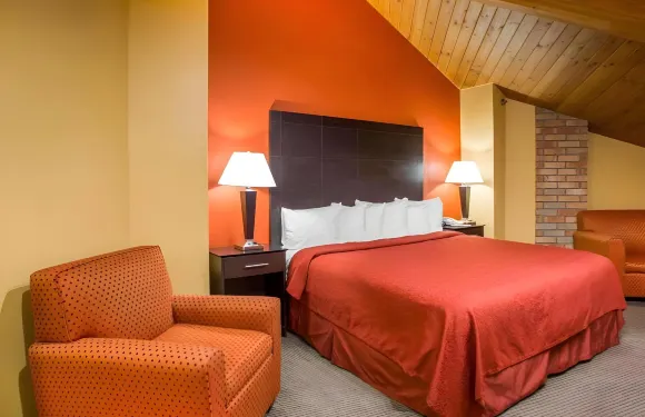 品質酒店及套房金伯利 - 阿普爾頓東