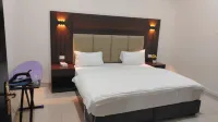 Al Eairy Furnished Apartments Jizan 3