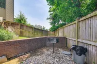 Cotton District Condo: Walkable Spot for Game Day! - 4-Star