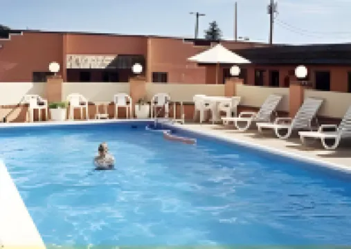 National 9 Inn Sand Canyon