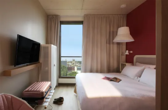오코 호텔 트루아 센터  호텔