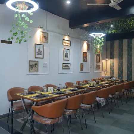 Raj Kamal Hotel & Garden