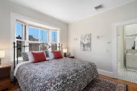6Br w/ Parking Steps to Brown in College Hill