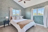 Mirasol Manor -sleeps up to 14! Minutes to Paso + SLO فنادق في Atascadero