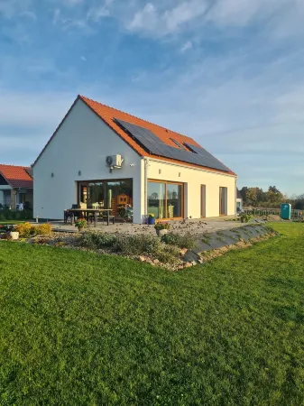 Vacation home near Swinemünde, in the countryside / Baltic Sea, quiet location - dogs welcome Отели в г. Волин