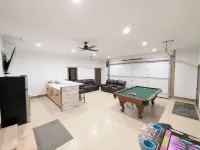 2025 Special! Private Beach; Garage Bar; Near WI Dells; King Beds, Massage Chair