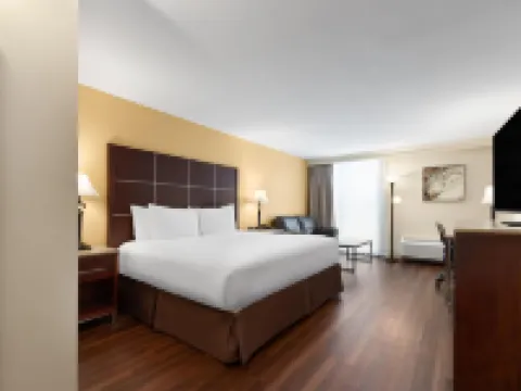 小石城温德姆河濱酒店 北小石城酒店