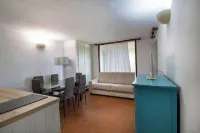 Three-room apartment for 6 on the beach