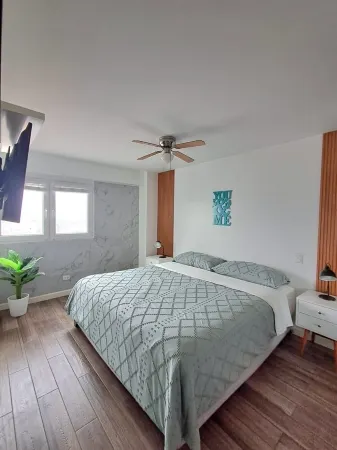 Two Bedroom condo with ocean breeze and city view. Отели рядом с достопримечательностью «Av. Faucett»